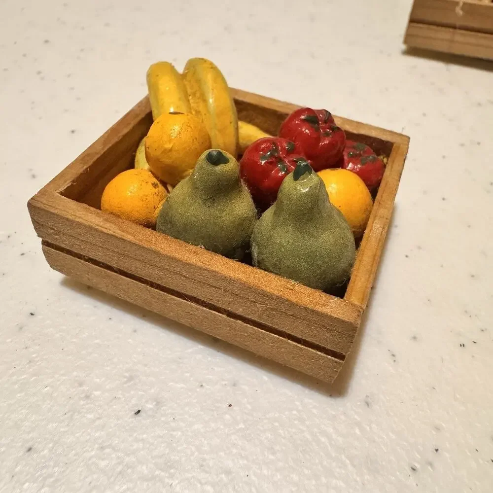 Vintage‎ Refrigerator Magnet Vegetables Fruit Crates Onions Bananas Apples Cute
